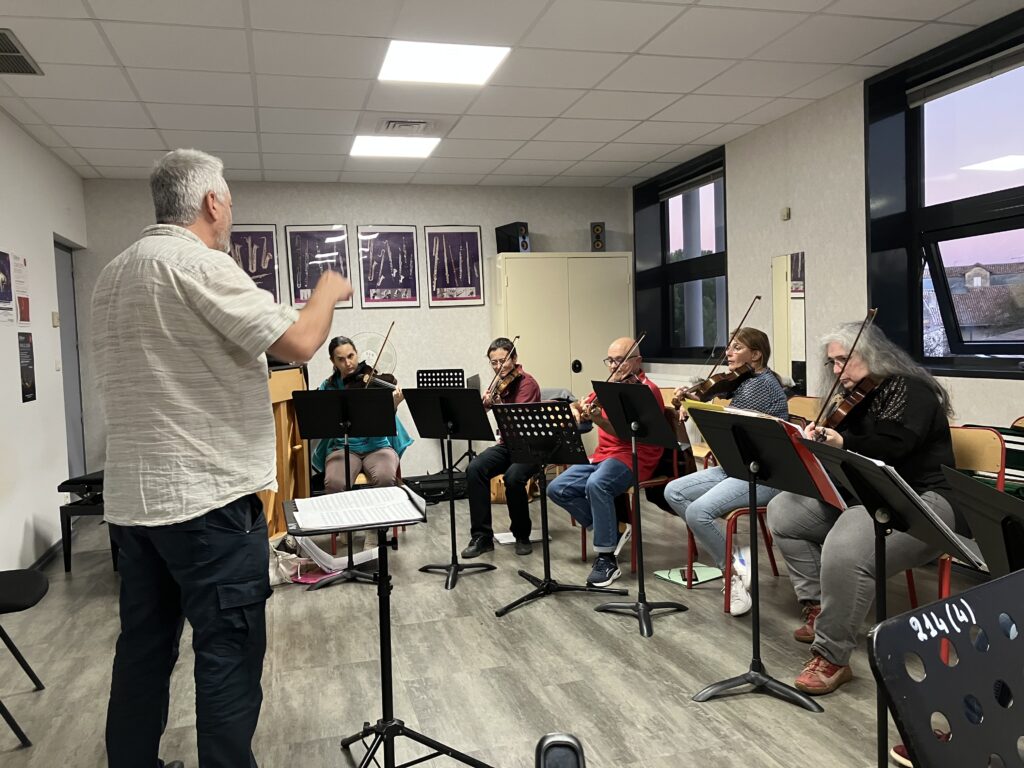 Répétition de l'orchestre à cordes Scherzando à Marmande